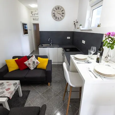 Apartman Grey Stone